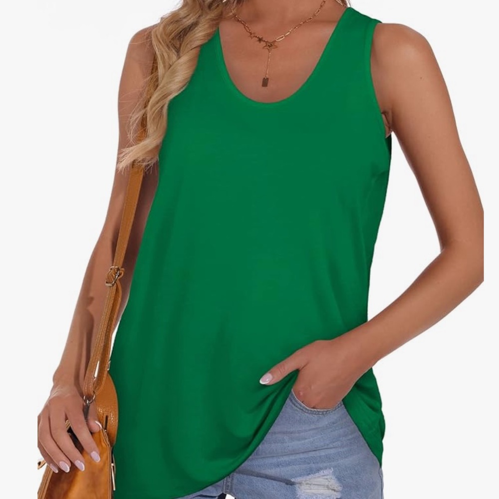 💚 OFEEFAN - Sleeveless Scoop Neck Loose Tunic Fit Tank 💚 - Picture 2 of 8